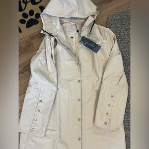 ISLE JACOBSEN RAINCOAT Women's Cream Hooded Jacket NEW szL